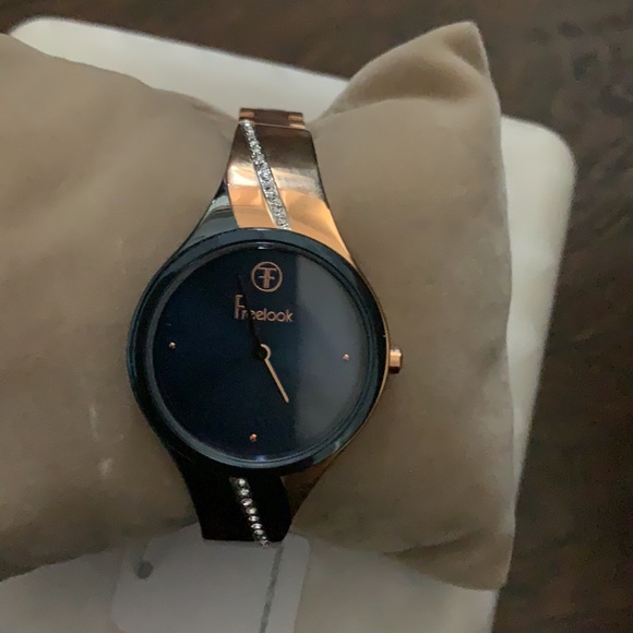 Freelook beautiful and unique watch for watch lovers - Picture 3 of 5